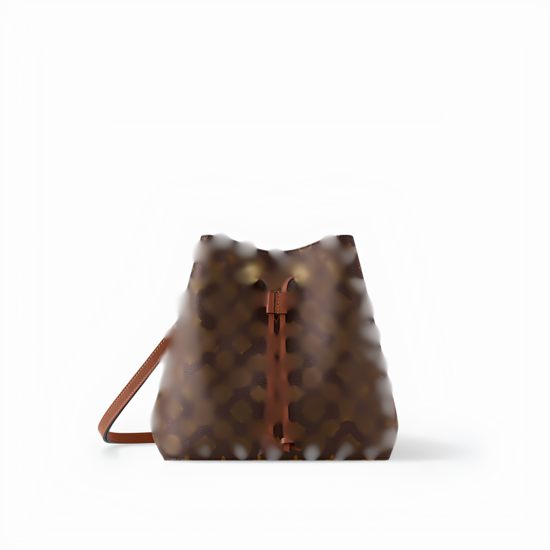 Medium Bucket Bag – Refined